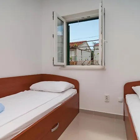 With Sea View Iii Apartamento Sutivan