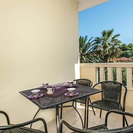 Apartamento With Sea View Iii